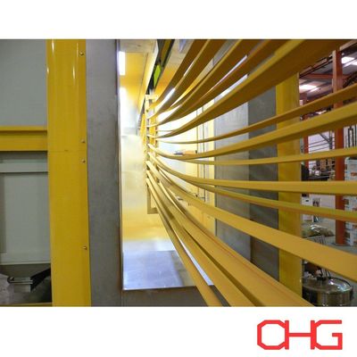 Línea automática de recubrimiento de polvo con pistolas de pulverización electrostática y recíproco