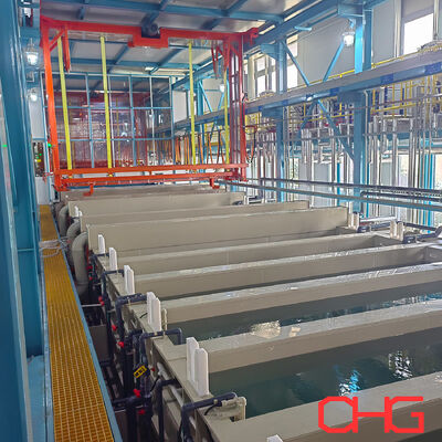 Línea continua de recubrimiento E con tanques de anodización de gran capacidad y procesos de pretratamiento en varias etapas
